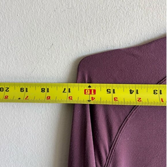 Lululemon Women Long Sleeve Deep Stretch Round Neck Top Grape Size Medium - Picture 2 of 11